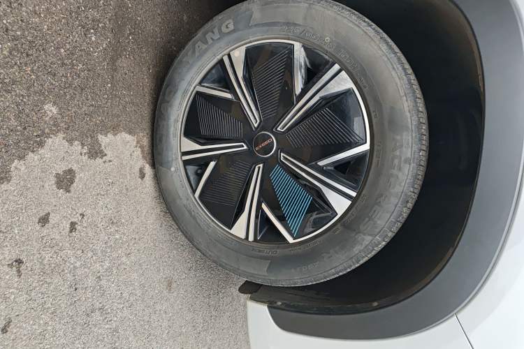 Used EXEED Zhuifeng C-DM 2023 1.5 TCI-DHT 80KM "Chengfengqi" Edition Right Front Wheel Hub