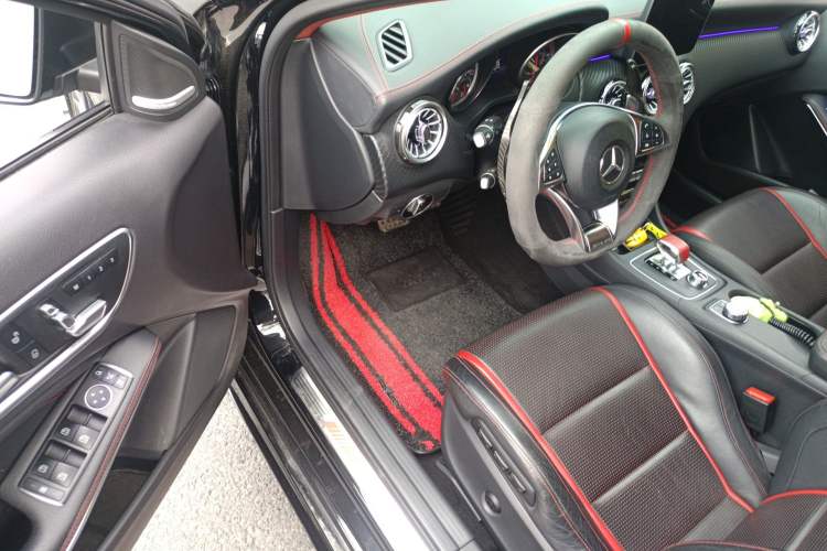 Used Mercedes-Benz A AMG 2018 AMG A 45 4MATIC Exclusive Edition
