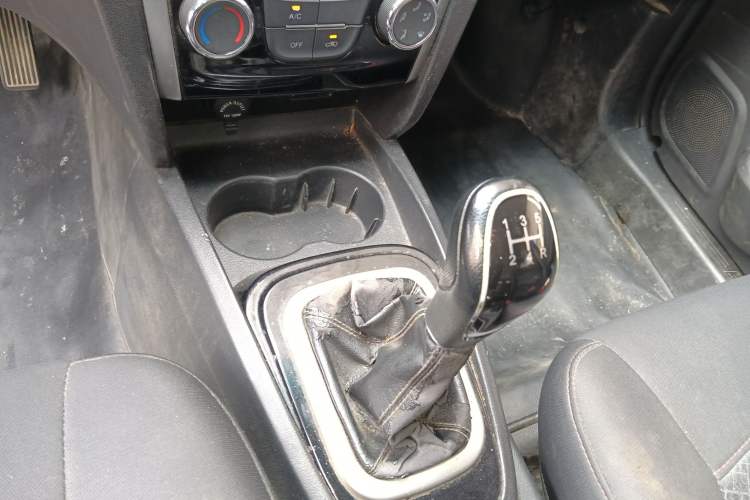 Used Karry K50 2017 1.5L Manual Standard Edition Gear Lever