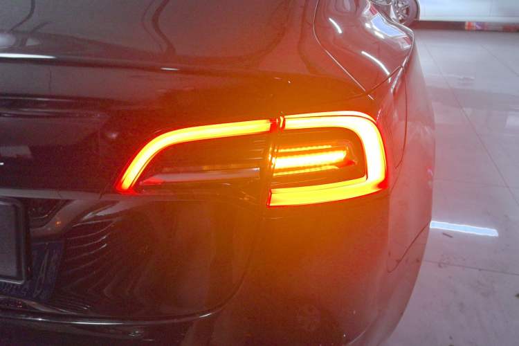 Used Tesla Model 3 2022 Rear-Wheel-Drive Version
