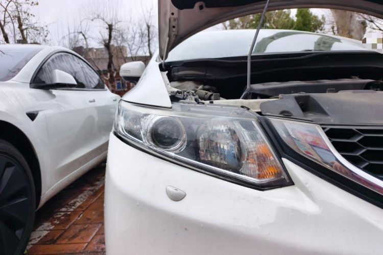 Used Honda Civic 2014 1.8L automatic luxury edition