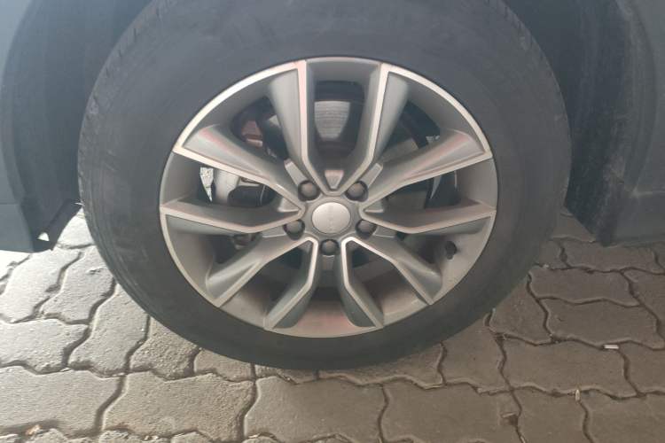 Used Roewe RX5 2023 PLUS 330TGI Automatic Trendsetting Smart Edition