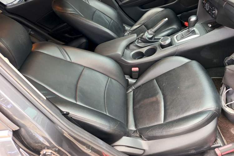 Used Mazda 3 Axela 2017 Sedan 1.5L Automatic Comfort Model China VI Standard