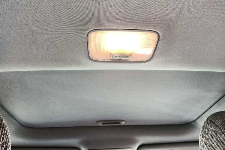 Used Kia Sportage R 2012 2.0L Automatic Two-Wheel Drive GL Trim
