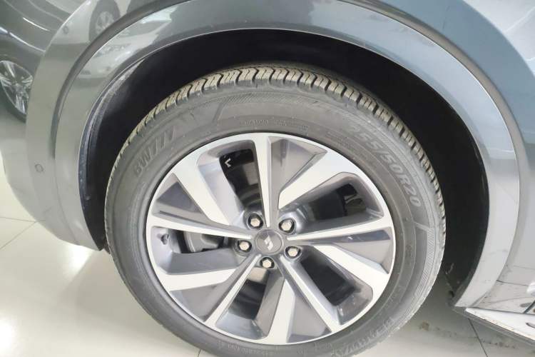 Used Li Auto ONE 2021 Extended-Range 6-Seater Version Exterior 4