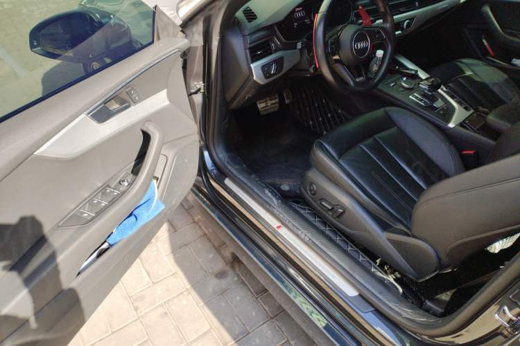 Used Audi A5 2019 Cabriolet 40 TFSI Fashion Edition China V