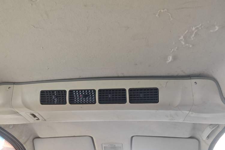 Used CHANGAN KAICHENG Ounuo S 2014 1.5L Base Version Headliner