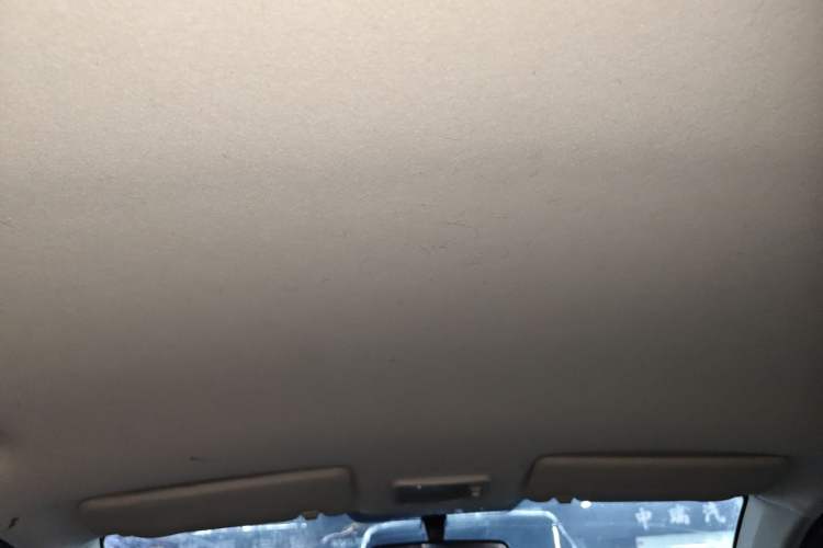 Used Geely Auto Diamond 2015 Sedan 1.5L Manual SuperDeluxe Model
