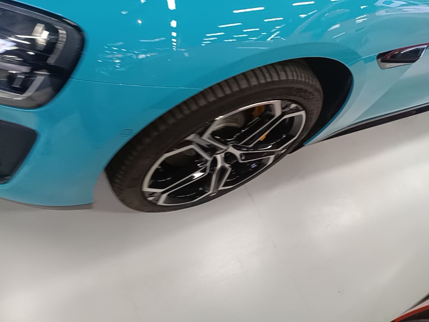 Xiaomi Auto SU7 2024 Four-Wheel Drive Ultra-Long Range Advanced Intelligent Driving Max Edition — снимка 10