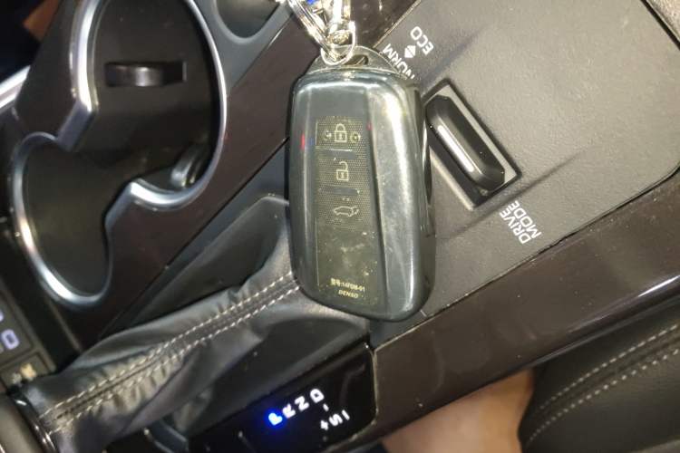 Used Toyota Crown Kluger 2023 2.5L HEV Four-Wheel Drive Prestige Edition
