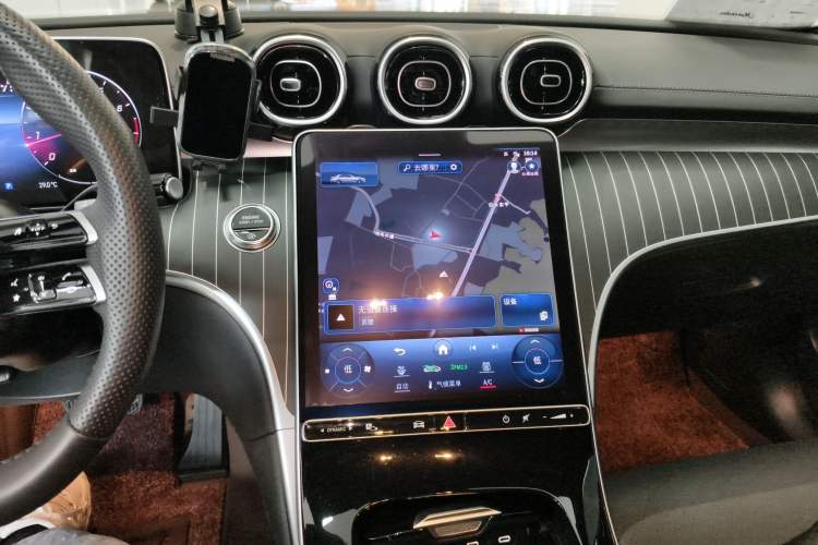 Used Mercedes-Benz C-Class 2023 Revised C 200 L Sport Edition Audio And AC Panel