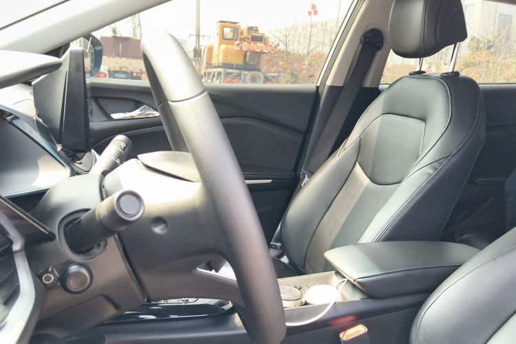 Used Chevrolet Menlo 2022 Star Enjoyment Edition Left Front Seat