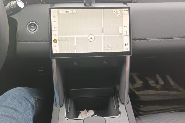 Used Land Rover Discovery Sport 2025 249 PS Performance Tech Edition Audio And AC Panel