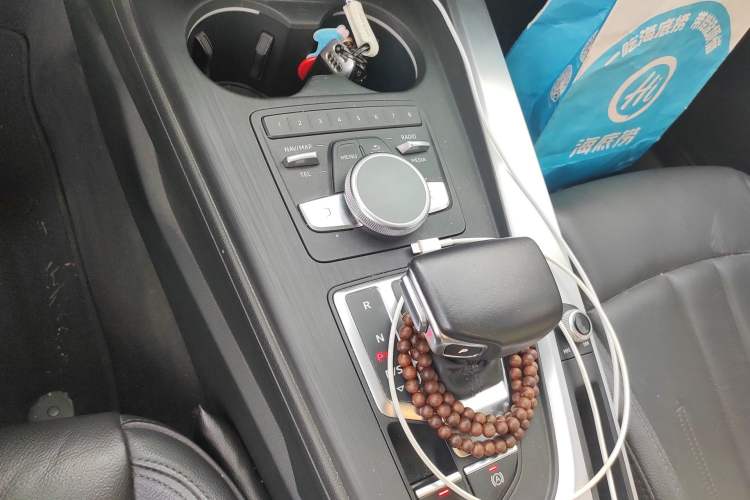 Used Audi A4L 2018 30th Anniversary Edition 40 TFSI Fashion Model