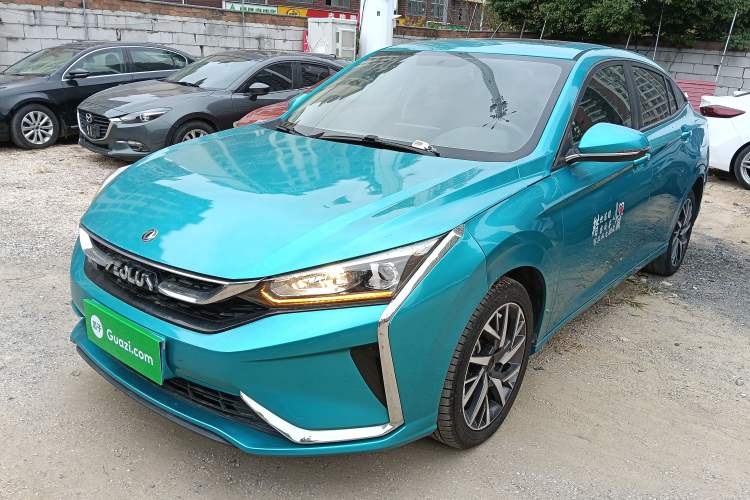 Used Dongfeng Aeolus Yixuan 2020 230T Automatic Dazzle Track Edition