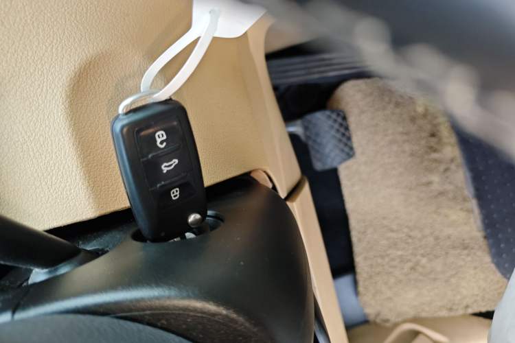 Used Volkswagen Touran 2011 1.4T DSG ZhiZhen Edition 7-Seater