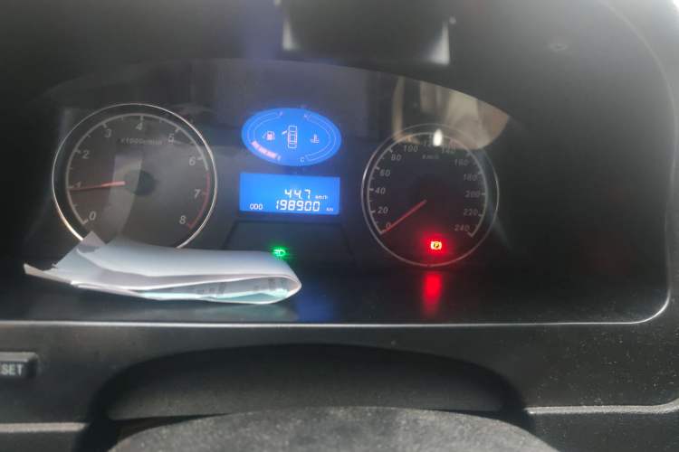 Used Geely Auto Classic Emgrand 2013 Sedan 1.5L Manual Elite Model
