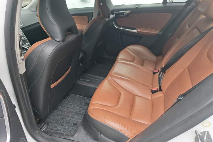 Used Volvo S60 New Energy 2015 S60L E-Drive Hybrid T6 Smart Drive Edition