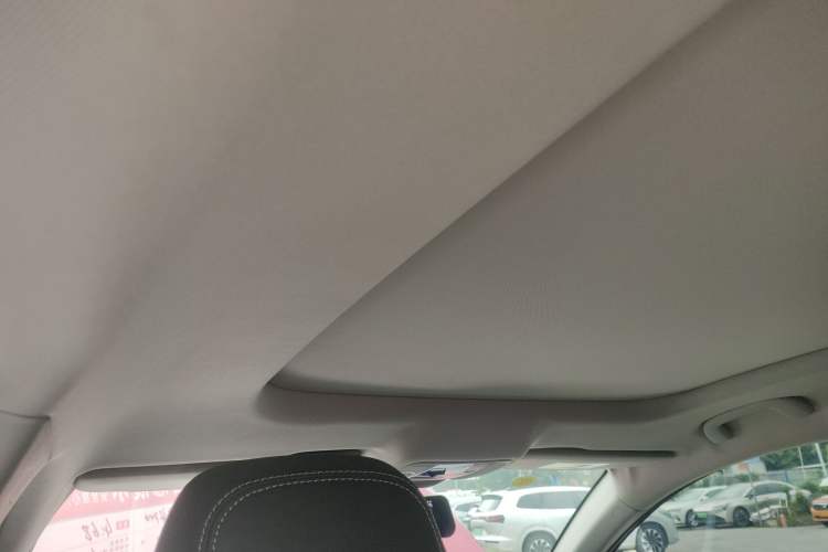 Used BYD Song Pro 2019 1.5T Automatic Elite Edition Headliner