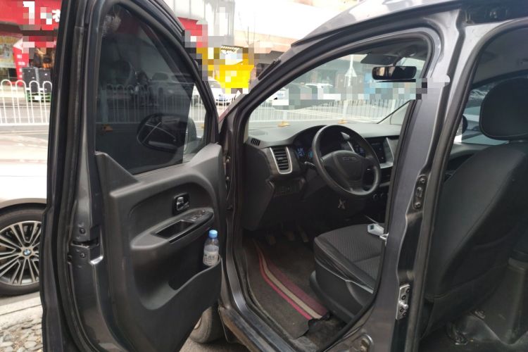 Used Jinbei Gold Hiace M Classic 2022 1.5L Engineering Lion Passenger Vehicle 5 Seats