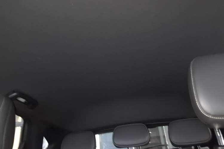 Used Baojun Yunhai 2024 140km Plug-in Hybrid Version
