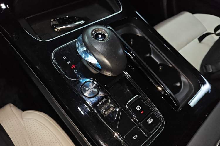 Used GAC Trumpchi M8 2023 Zongshi Series 400T Flagship Edition Gear Lever