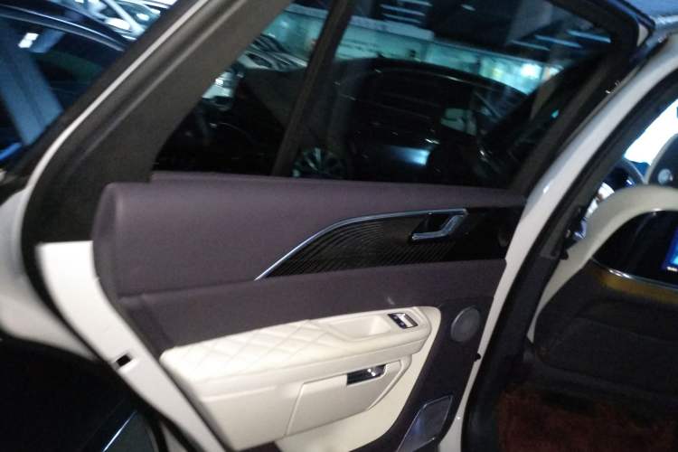 Used Hongqi E-HS9 2021 510 km Flagship Edition Four Seats
