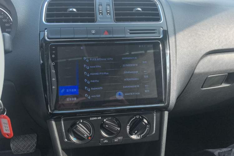 Used Volkswagen Polo 2016 1.6L Automatic Comfort Model
