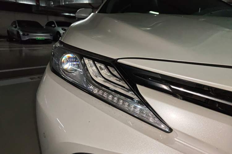 Used Toyota Camry 2019 2.0G Luxury Edition China VI Standard
