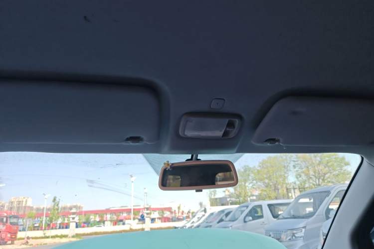 Used Chery New Energy QQ Ice Cream 2022 170km Sundae Phosphate Lithium-Ion