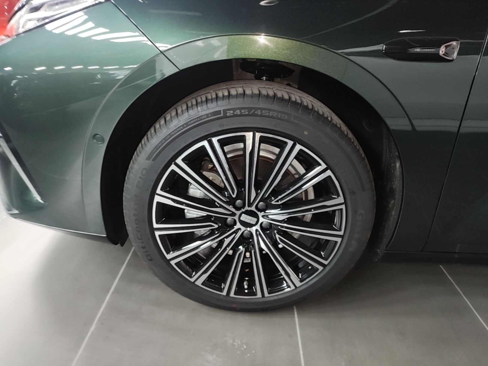 Geely Galaxy 8 2026 Model 225km EM-i Long-Range Galaxy Edition — снимка 10