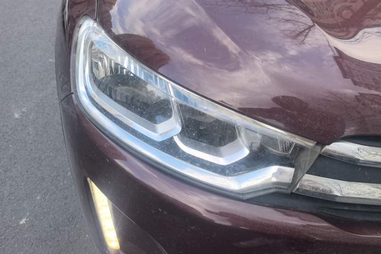 Used Citroen C3-XR 2015 1.6THP Automatic Pioneer Model Right Front Headlight