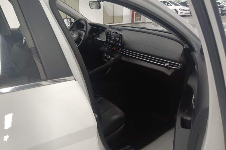 Used Hyundai Elantra 2023 1.5L CVT GLX Elite Edition
