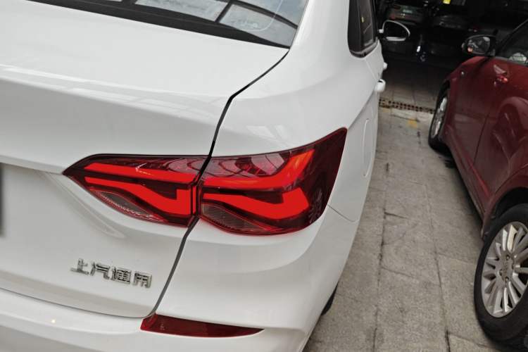 Used Chevrolet Monza 2022 320 Automatic Enjoyment Sunroof Version