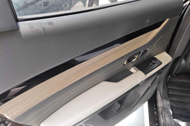 Used JETOUR Shanhai L6 2024 1.5TD DHT MAX