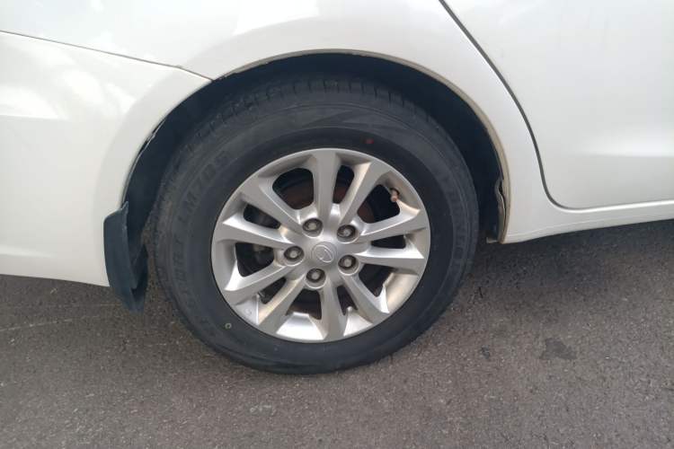 Used Soueast V5 Lingzhi 2015 1.5L Manual Classic Edition