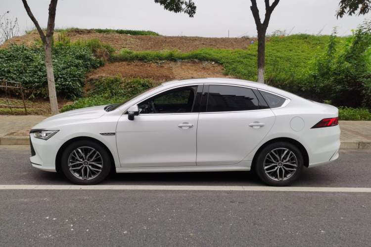 Used BYD Qin PLUS 2021 DM-i 55KM Flagship Model