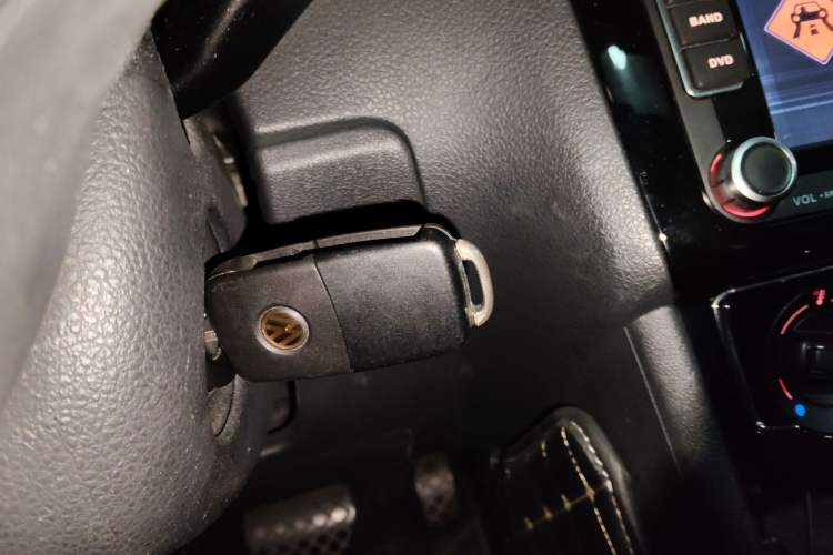 Used Volkswagen Polo 2014 1.6L Automatic 30th Anniversary Edition Vehicle Key