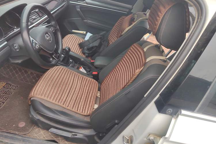 Used Volkswagen C-TREK 2018 1.5L Manual Comfort Model Left Front Seat