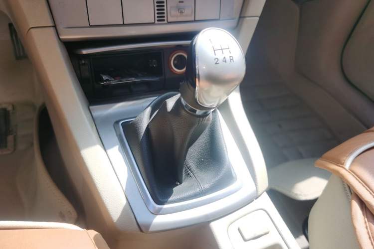 Used Ford Focus 2013 Sedan Classic 1.8L Manual Base Model