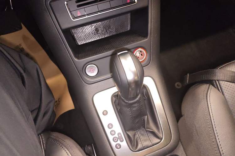 Used Volkswagen Tiguan 2015 1.8TSI Automatic Two-Wheel Drive Luxury Model