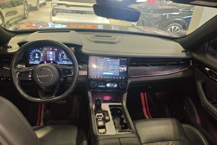 Used Lynk & Co 09 EM-P 2021 2.0T PHEV Halo Six-Seater