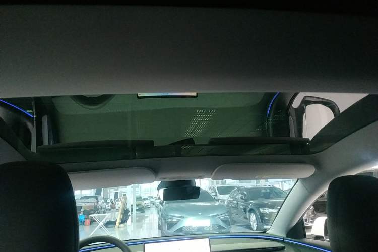 Used Tesla Model 3 2025 Rear-Wheel-Drive Version