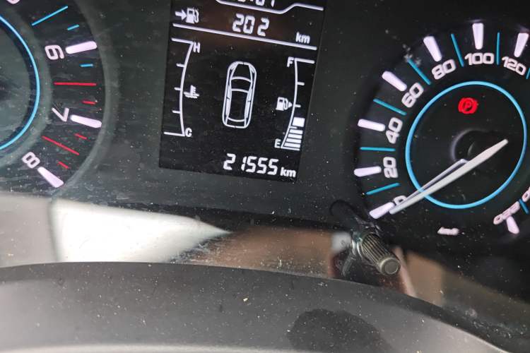 Used Chery Tiggo 3 2016 1.6L Manual Fashion Edition Odometer Close Up