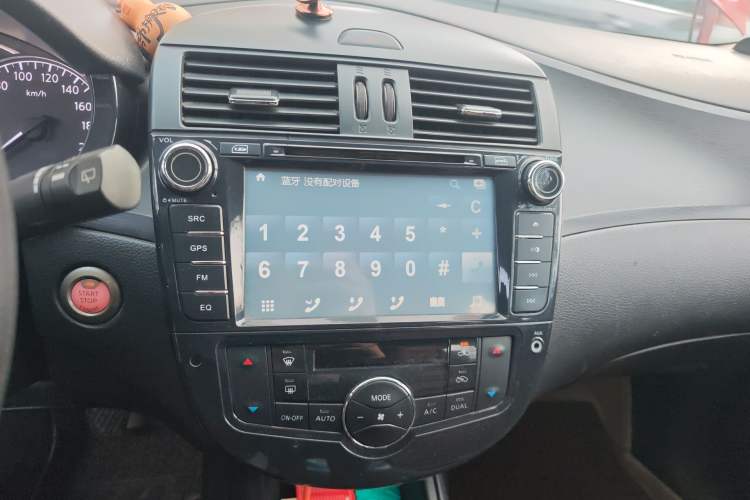 Used Nissan Tiida 2011 1.6L Manual Smart Version Audio And AC Panel