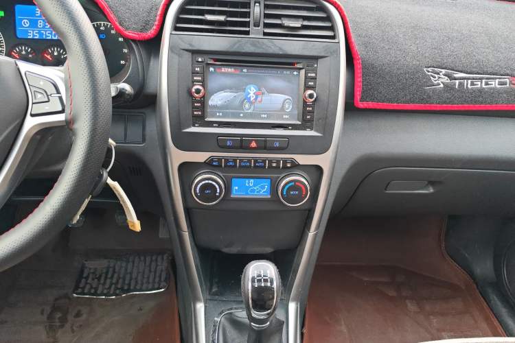 Used Chery Tiggo 3 2015 1.6L Manual Zhishang Commemorative Edition
