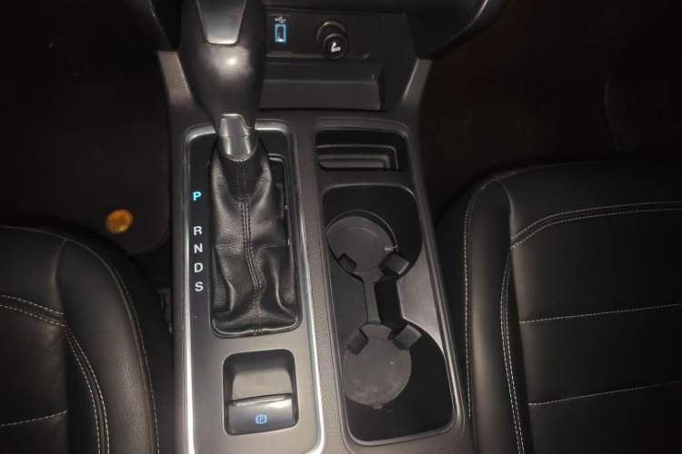 Used Ford Kuga 2017 EcoBoost 180 Two-Wheel-Drive Platinum Edition