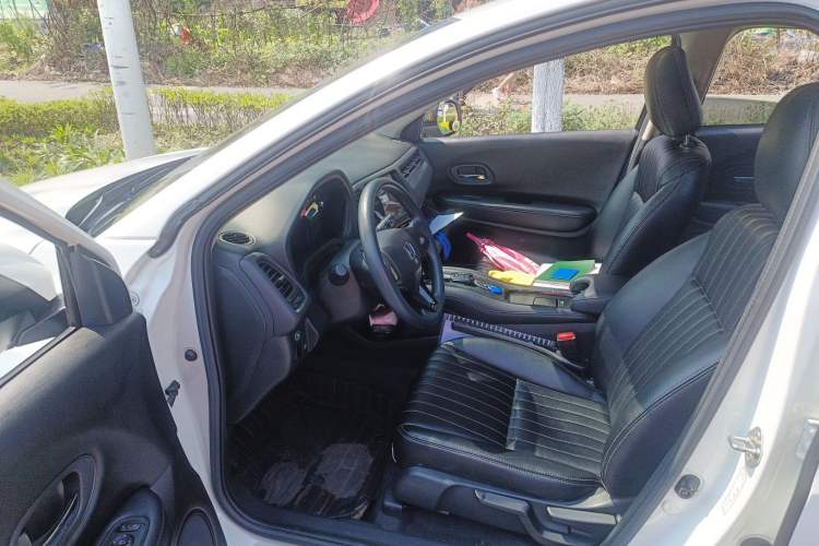 Used Honda Vezel 2020 1.5L CVT Elite Edition
