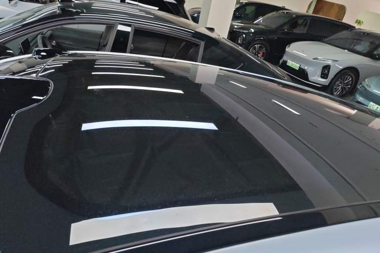 Used Nio ET5T 2023 75 kWh Touring Roof