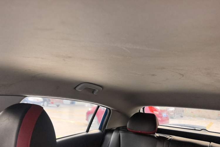 Used Kia KX Cross 2017 1.4L MT GLS
